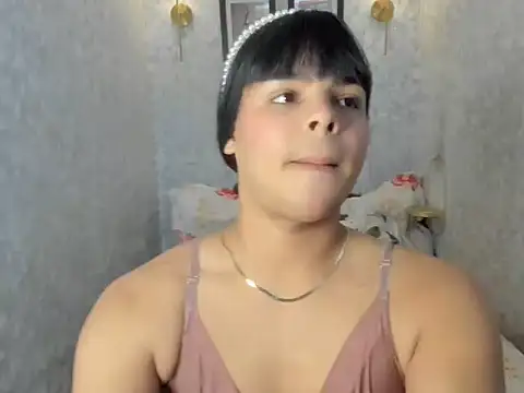 Snapshot of emily_rosue_ chatting on 07.09.26 emily rosue online show from 07.09.26