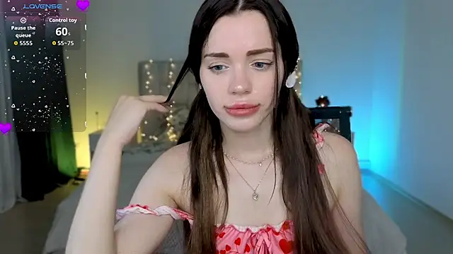 Little cuti1e online show from 06.23.26