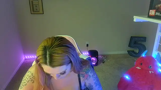 karmathevixen online show from 06.27.26