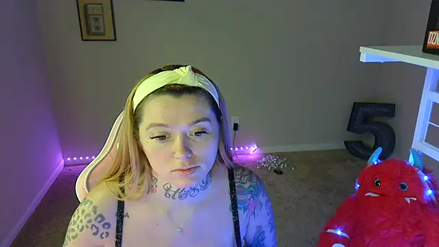 karmathevixen online show from 07.10.26