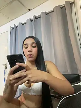 Snapshot of Cristina_Sofia_pm chatting on 07.01.26 Cristina Sofia pm online show from 07.01.26