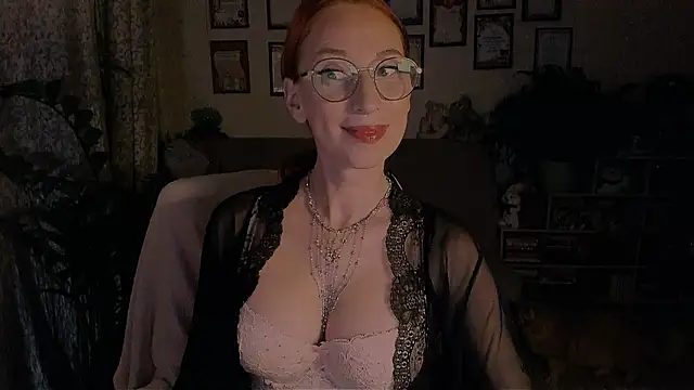 Snapshot of GingerVerdict chatting on 06.27.26 GingerVerdict online show from 06.27.26