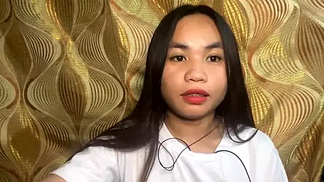 Snapshot of StacySlawski chatting on 06.18.26 StacySlawski online show from 06.18.26
