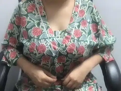 Diamond Girl147 online show from 06.17.26