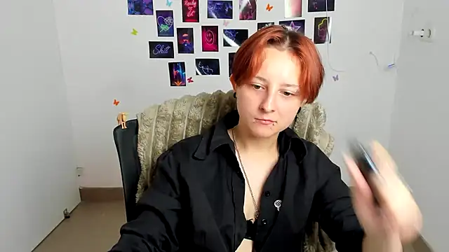 Snapshot of Dilara_Kiss_ chatting on 07.06.26 Dilara Kiss online show from 07.06.26