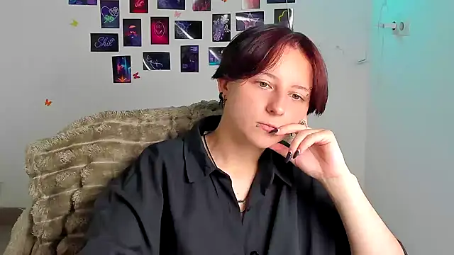 Snapshot of Dilara_Kiss_ chatting on 07.16.26 Dilara Kiss online show from 07.16.26