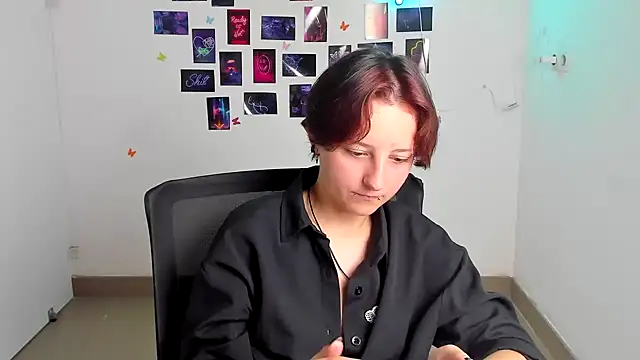 Snapshot of Dilara_Kiss_ chatting on 07.27.26 Dilara Kiss online show from 07.27.26