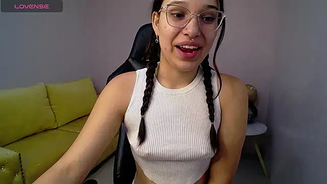 Snapshot of Lia_Rose_ch chatting on 07.02.26 Lia Rose ch online show from 07.02.26