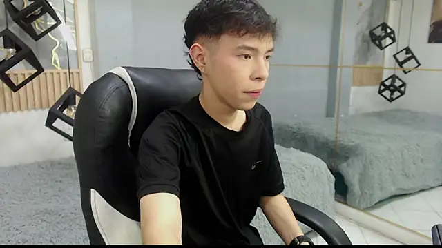 Snapshot of ash_ka chatting on 07.31.26 ash ka online show from 07.31.26