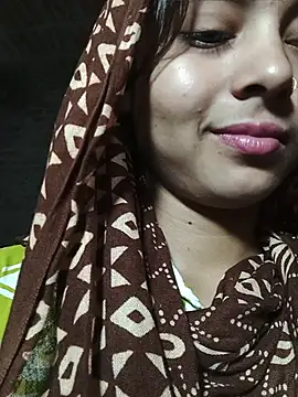 Snapshot of Simran_143 chatting on 08.06.26 Simran 143 online show from 08.06.26