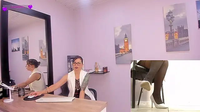 Greta Borbon  online show from 07.17.26