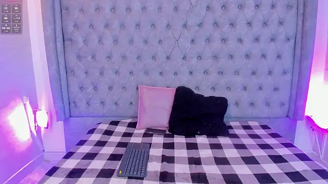 Celeste Porter online show from 08.08.26