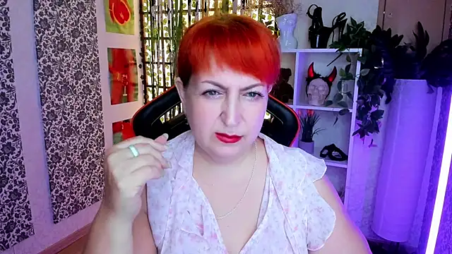 Joana Woods online show from 08.01.26