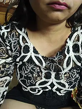 Snapshot of sexy-pari8 chatting on 07.13.26 sexy-pari8 online show from 07.13.26