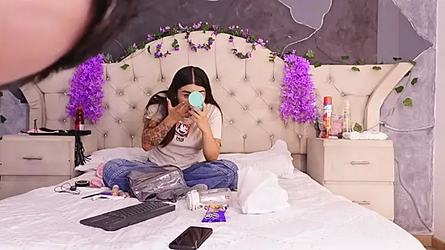 GabbyAndDominic online show from 07.11.26
