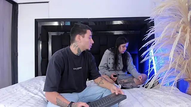GabbyAndDominic online show from 08.04.26