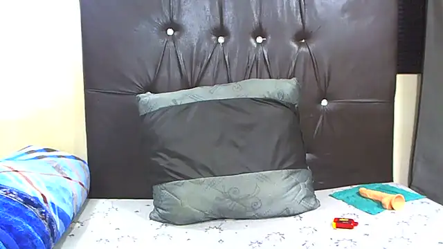 Teaser34 online show from 07.25.26