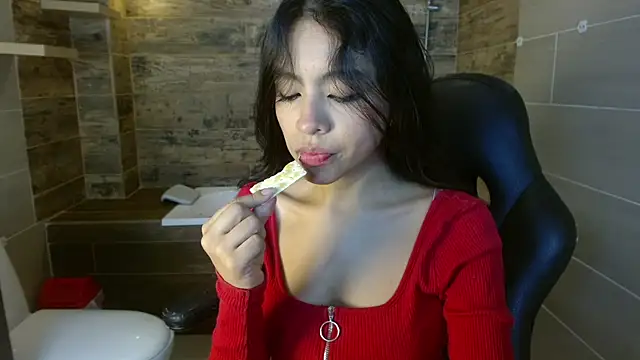Amara Connors online show from 07.26.26