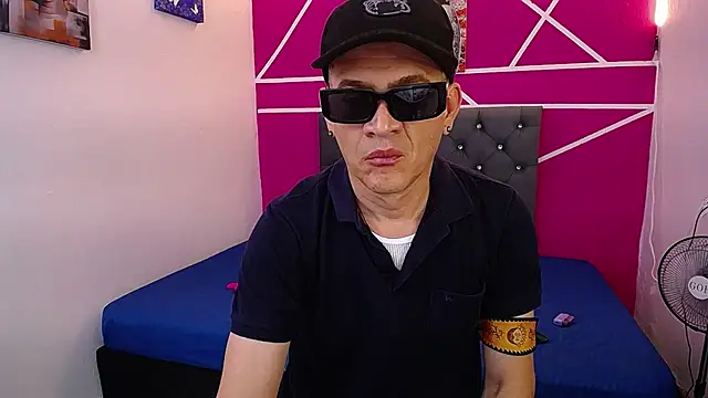 Cesirry  online show from 07.16.26