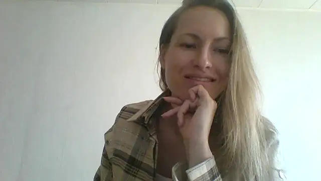 Snapshot of Nimetta chatting on 07.09.26 Nimetta online show from 07.09.26
