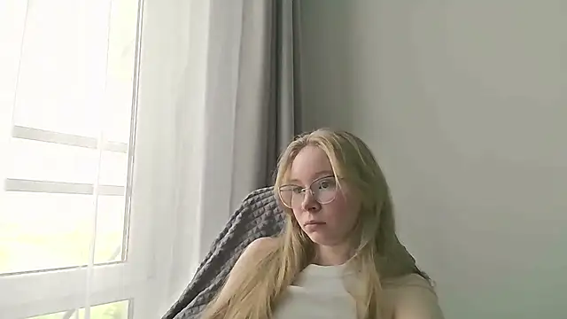 Vinelly online show from 06.28.26