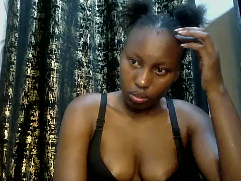 Snapshot of dark_carmel chatting on 06.23.26 dark carmel online show from 06.23.26