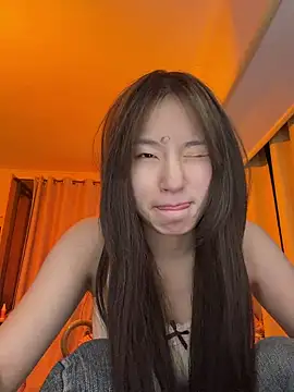 Snapshot of Uugirl00 chatting on 07.22.26 Uugirl00 online show from 07.22.26