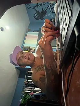 LatinoLeones online show from 06.24.26