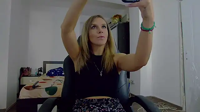 DedeSibel online show from 10.30.25