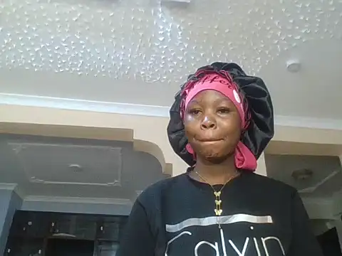 Snapshot of QueenTalisha chatting on 06.22.26 QueenTalisha online show from 06.22.26