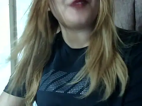 Snapshot of Sexyy_Sana chatting on 06.30.26 Sexyy Sana online show from 06.30.26