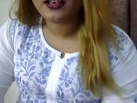 Snapshot of Sexyy_Sana chatting on 07.08.26 Sexyy Sana online show from 07.08.26