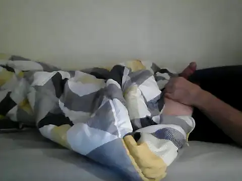 Snapshot of a5ar5rooooov chatting on 01.13.26 a5ar5rooooov online show from 01.13.26