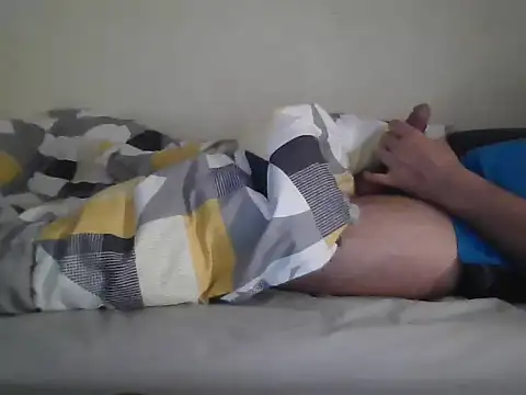 Snapshot of a5ar5rooooov chatting on 02.27.26 a5ar5rooooov online show from 02.27.26