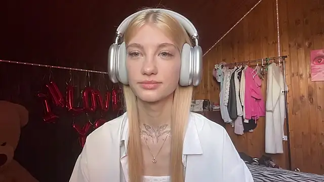 GlyndaMccannon online show from 06.23.26