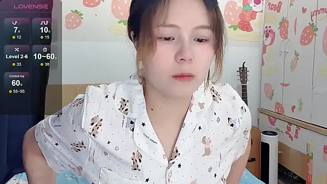 Snapshot of Una9_ chatting on 07.22.26 Una9 online show from 07.22.26
