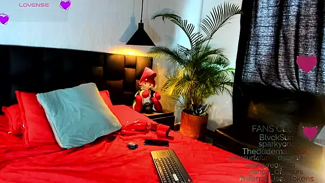 love amor  online show from 12.04.25