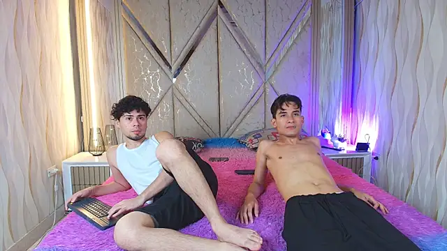 Twinfire zeus online show from 07.06.26