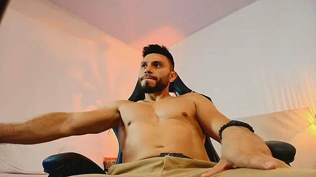 Mateo Vega  online show from 06.25.26
