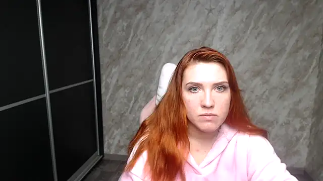 Reginasmilee online show from 02.02.26