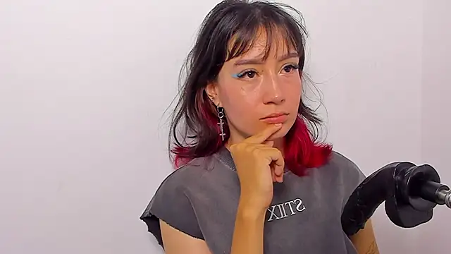 im lizzy17 online show from 06.24.26