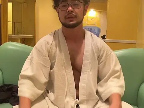 taku bear online show from 07.17.26