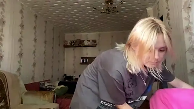 Snapshot of Jeneienal_1 chatting on 07.31.26 Jeneienal 1 online show from 07.31.26