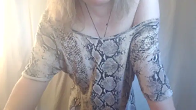 Snapshot of sexynipl chatting on 06.24.26 sexynipl online show from 06.24.26