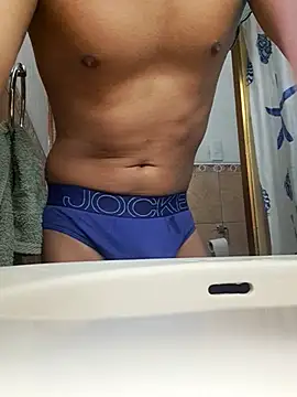 LatinShadowX online show from 07.22.26