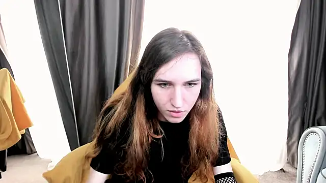 ChrisyBevy online show from 07.05.26
