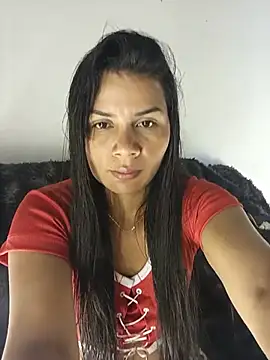 Emily Holmos online show from 06.27.26
