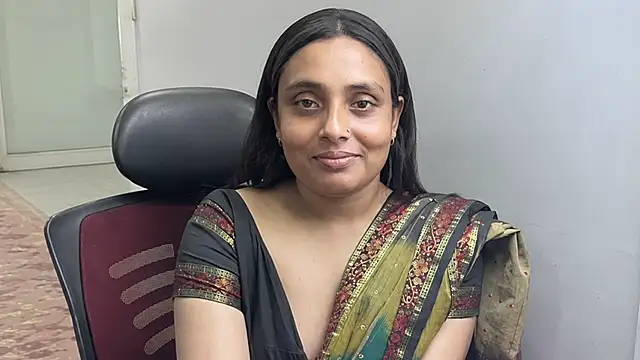 Snapshot of SAmirahha_Banu chatting on 06.26.26 SAmirahha Banu online show from 06.26.26
