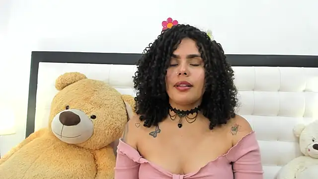Snapshot of Cheila-Carter chatting on 07.02.26 Cheila-Carter online show from 07.02.26