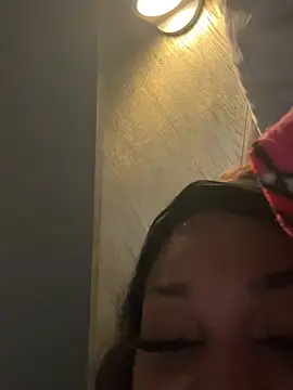 PrettyGirlShay online show from 06.29.26